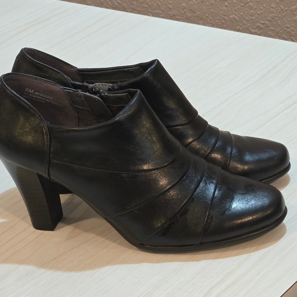 Aerosoles Avocado Black Pleated Heeled Shooties Ankle Boots Womens 6M Side Zip